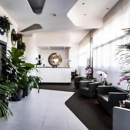 Loto Business Hotel Рим Екстер'єр фото