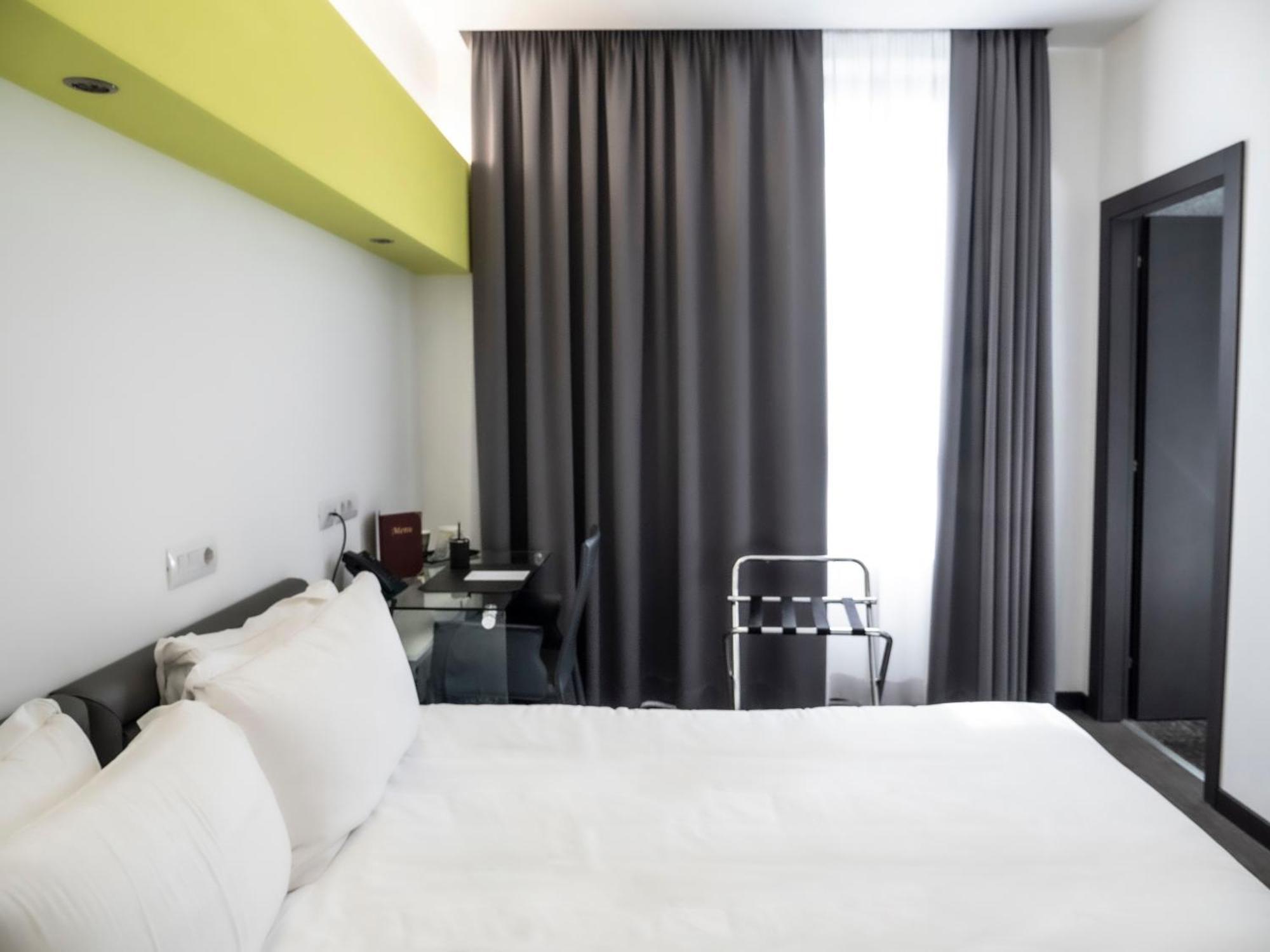 Loto Business Hotel Рим Екстер'єр фото
